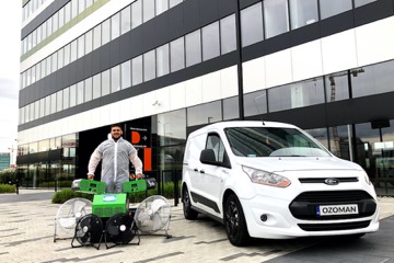 Generator ozonu podczas ozonowania pomieszczenia w Katowicach